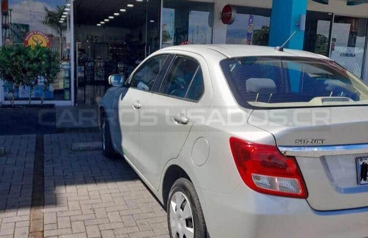 Excelente Suzuki Dzire 2020 lleno