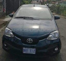 Excelente Toyota ETIOS 2018 lleno