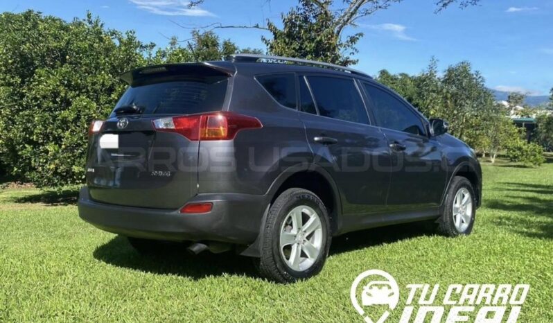 Excelente Toyota RAV4 2014 lleno