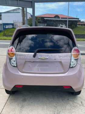 Excelente Chevrolet Spark 2012