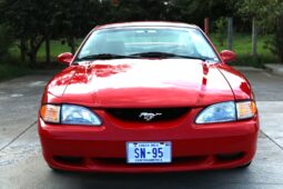 Excelente Ford Mustang GT 1995 lleno