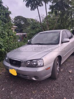 Excelente Hyundai Elantra 2003 lleno