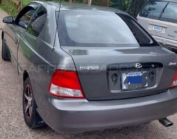 Excelente Hyundai Accent 2002 lleno