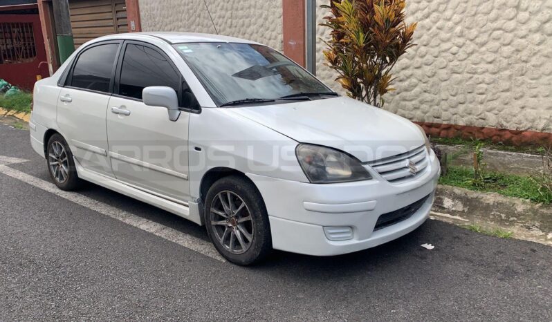 Excelente Suzuki Aerio 2007 lleno