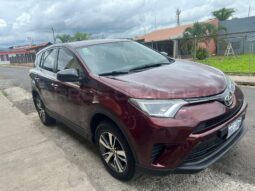 Excelente Toyota RAV4 2017 lleno