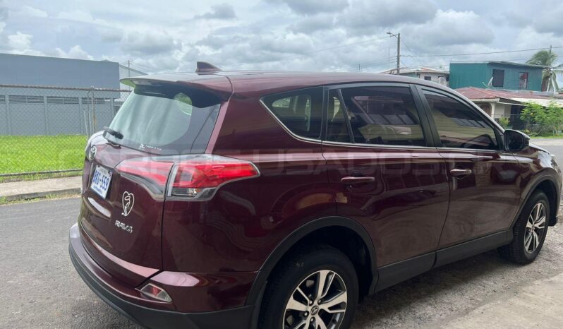 Excelente Toyota RAV4 2017 lleno