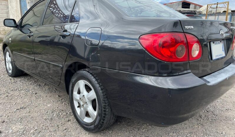 Excelente Toyota Corolla 2006 lleno