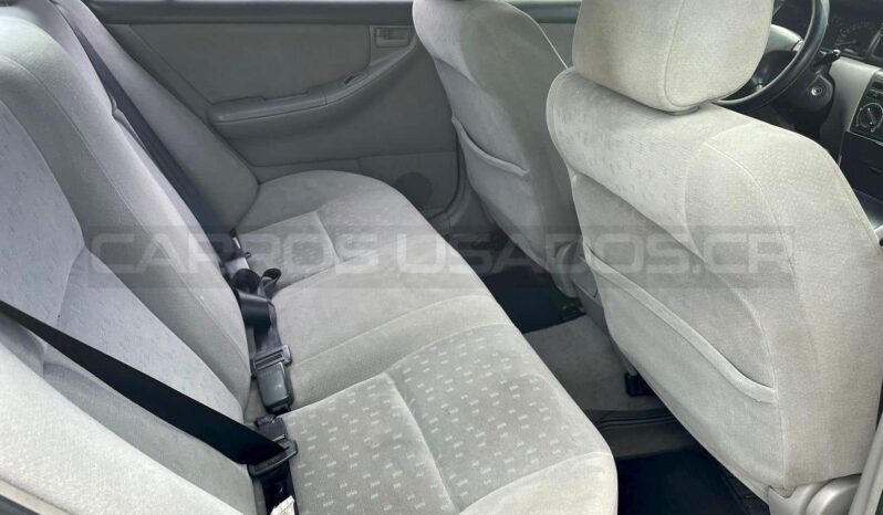 Excelente Toyota Corolla 2006 lleno