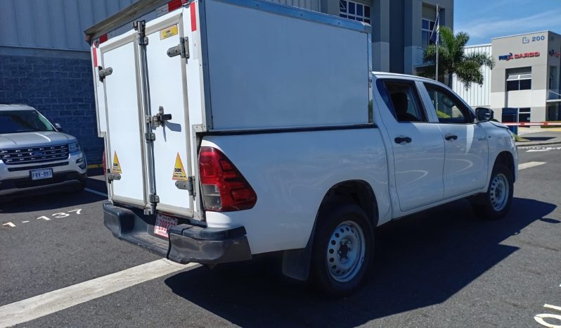 Excelente 2017 Toyota Hilux lleno