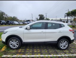 Excelente 2016 Nissan Qashqai lleno