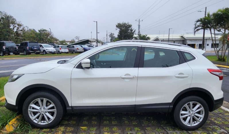 Excelente 2016 Nissan Qashqai lleno