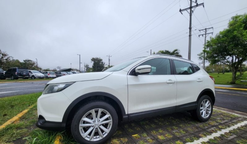 Excelente 2016 Nissan Qashqai lleno