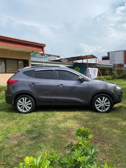 Excelente 2011 Hyundai Tucson lleno