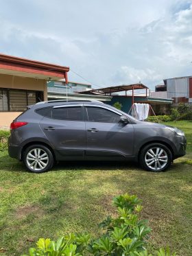 Excelente 2011 Hyundai Tucson