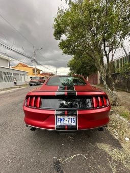 Excelente 2015 Ford Mustang lleno