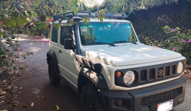 Excelente 2019 Suzuki Jimny lleno