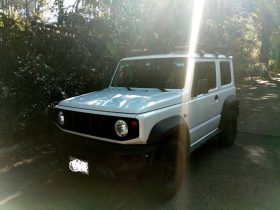 Excelente 2019 Suzuki Jimny