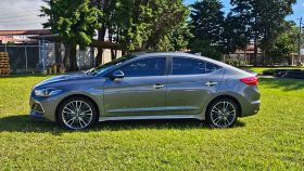 Excelente 2017 Hyundai Elantra