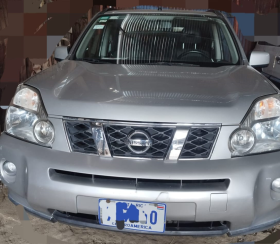 Excelente 2008 Nissan X-Trail