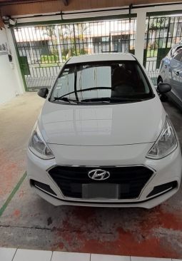 Excelente 2019 Hyundai i10 lleno