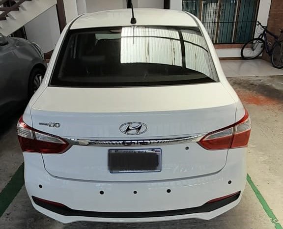 Excelente 2019 Hyundai i10 lleno