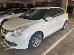 Excelente 2017 Suzuki Baleno lleno