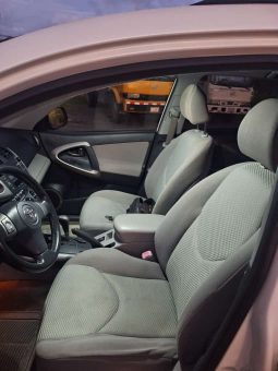 Muy Bueno Toyota RAV4 2007 lleno